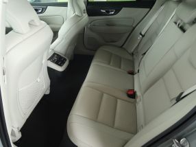 Volvo V60 Cross Country - 2023