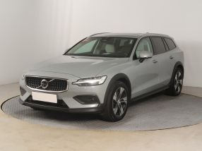 Volvo V60 Cross Country - 2023