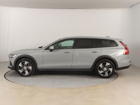 Volvo V60 Cross Country - 2023