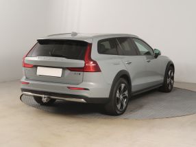 Volvo V60 Cross Country - 2023
