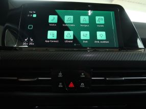 Volkswagen Golf - 2023