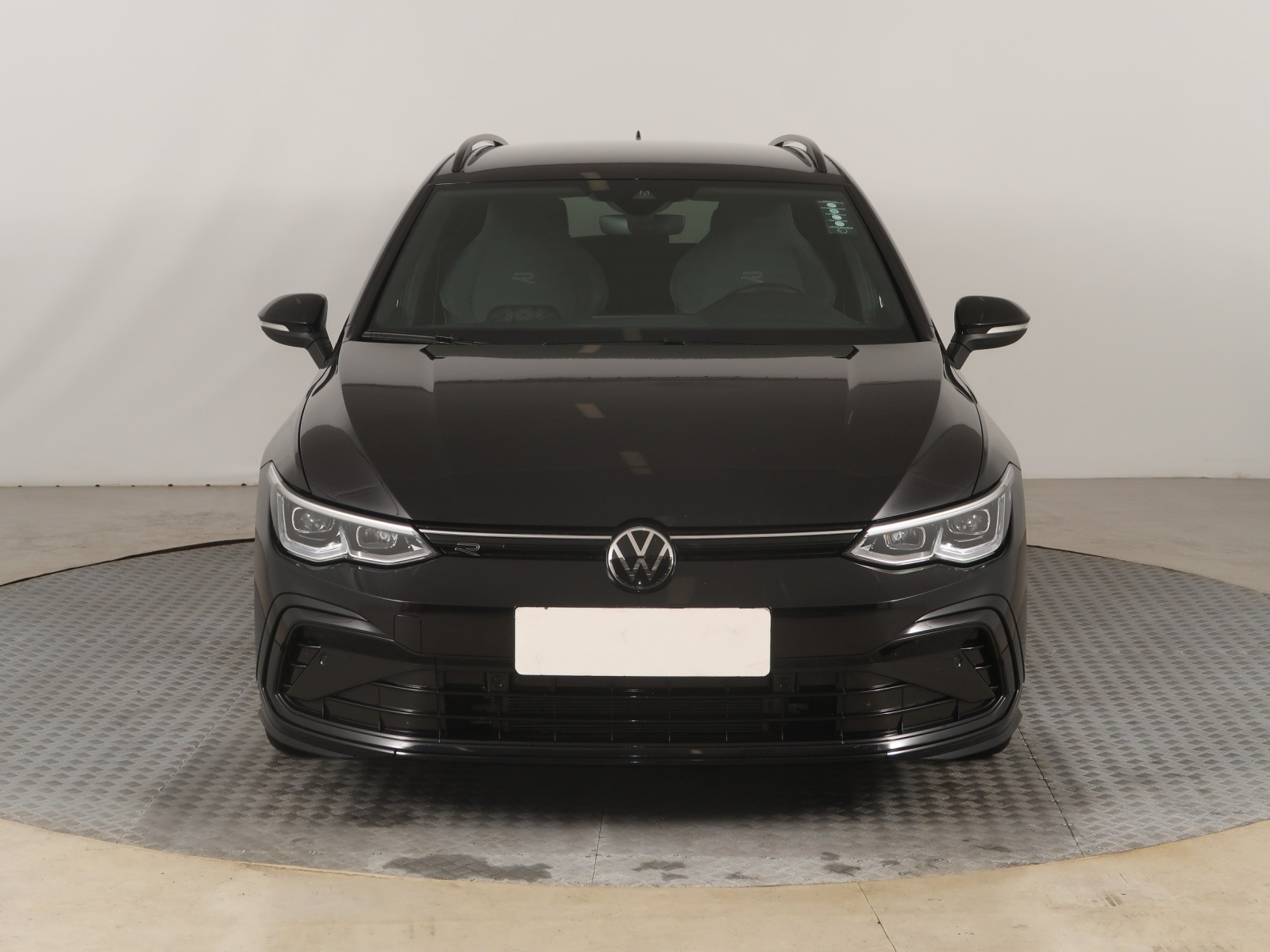 Volkswagen Golf - 2023