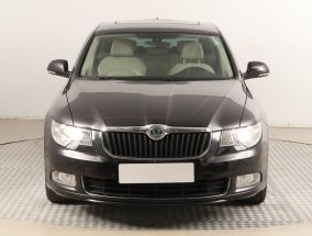 Skoda Superb - 2011