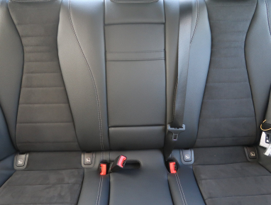 Mercedes-Benz E - 2023
