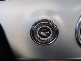 Mercedes-Benz E - 2023