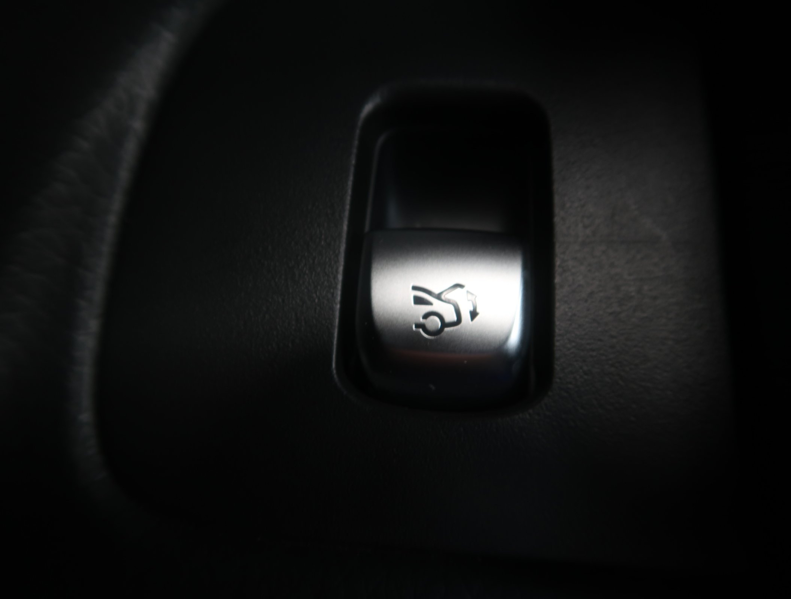 Mercedes-Benz E - 2023