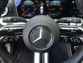 Mercedes-Benz E - 2023