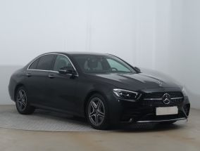 Mercedes-Benz E - 2023