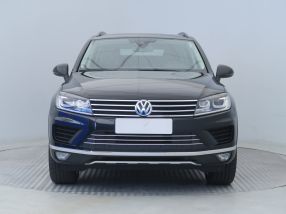 Volkswagen Touareg - 2015