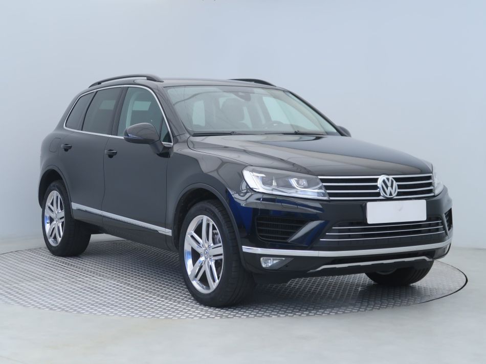 Volkswagen Touareg - 2015