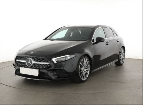 Mercedes-Benz A - 2022