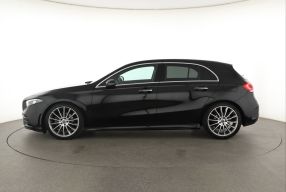 Mercedes-Benz A - 2022
