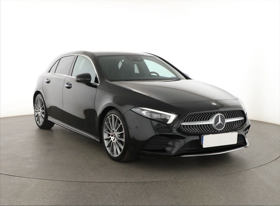 Mercedes-Benz A - 2022