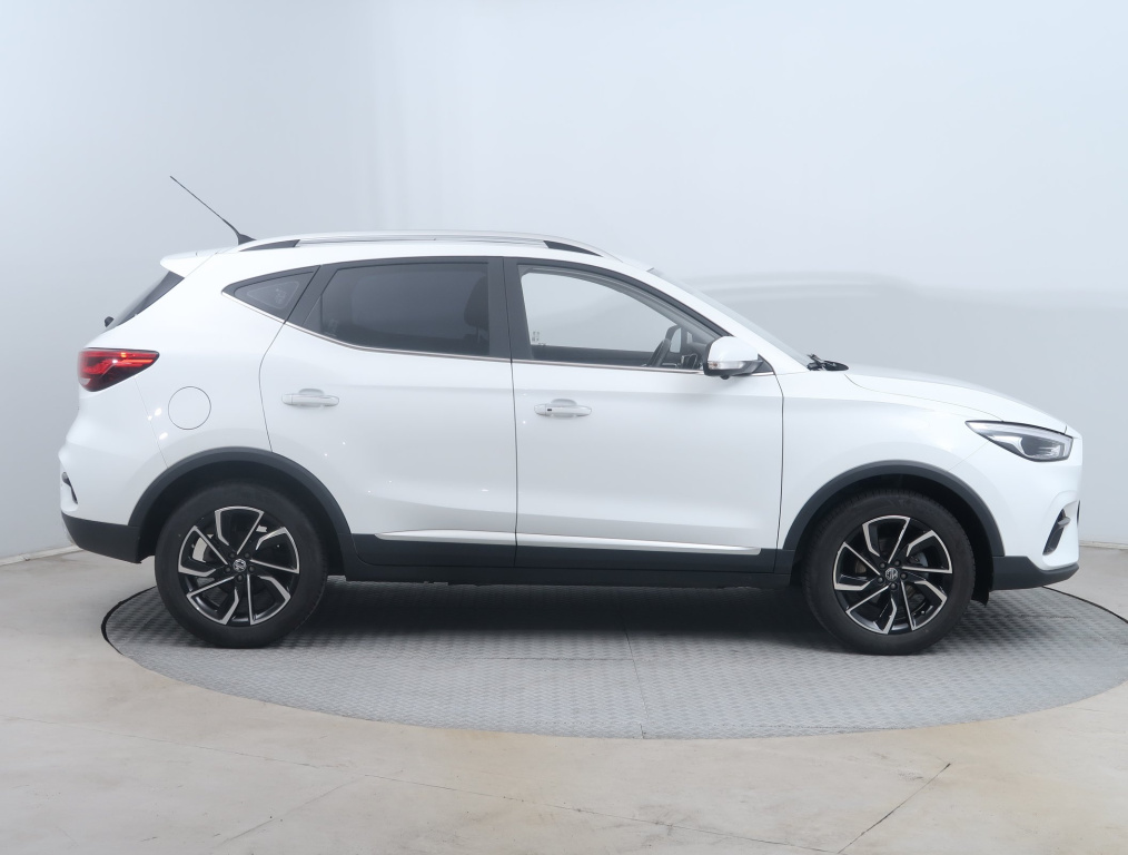 MG ZS SUV