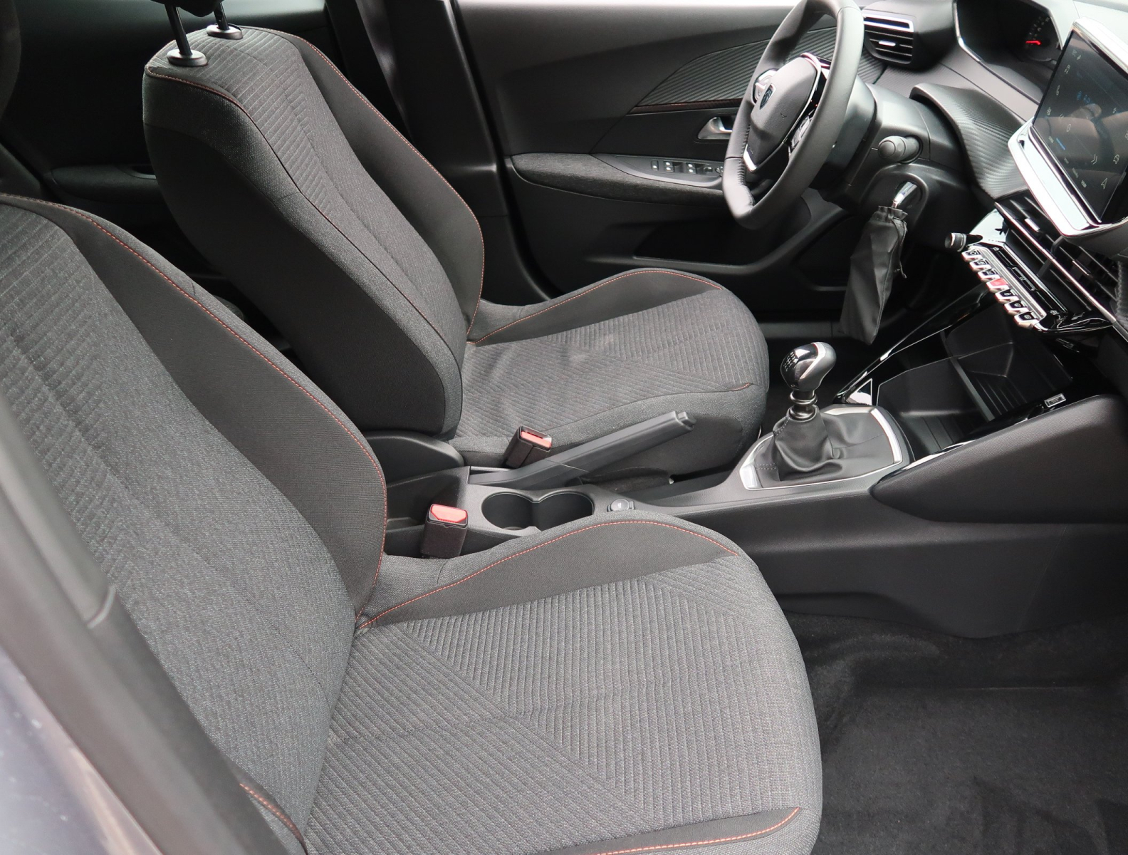 Peugeot 2008 - 2025