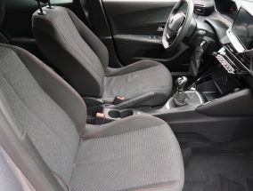 Peugeot 2008 - 2025