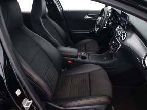 Mercedes-Benz GLA - 2016