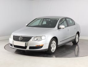 Volkswagen Passat - 2005