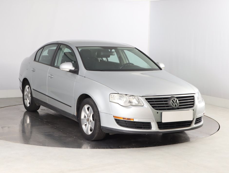 Volkswagen Passat - 2005