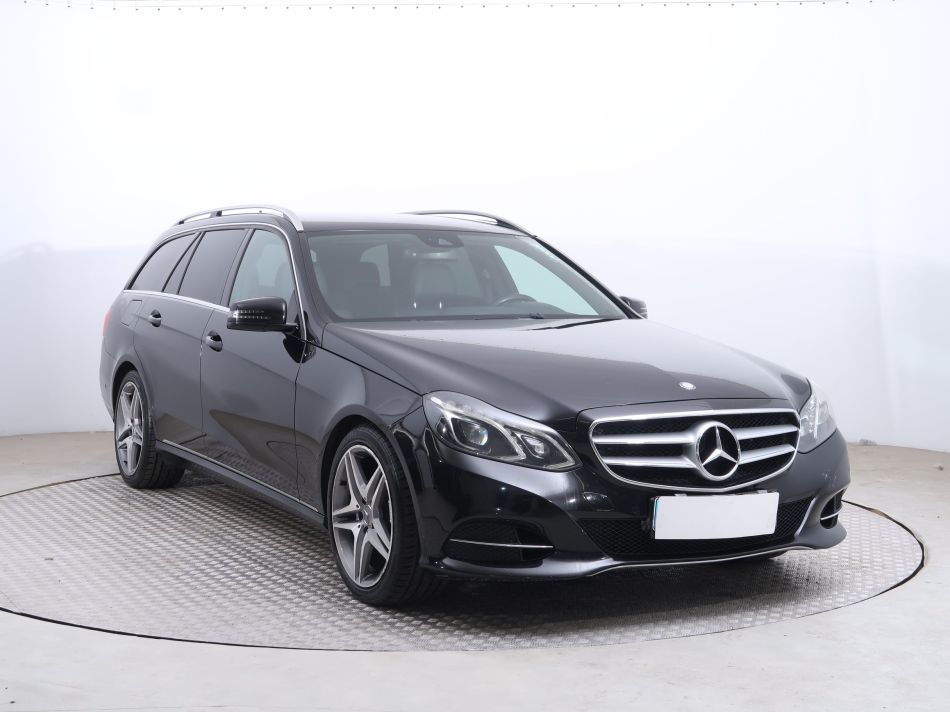 Mercedes-Benz E - 2013