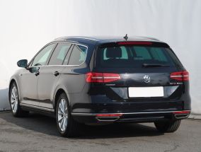 Volkswagen Passat - 2016
