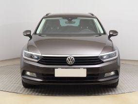 Volkswagen Passat - 2016