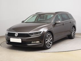 Volkswagen Passat - 2016