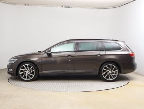 Volkswagen Passat - 2016