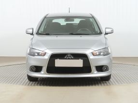 Mitsubishi Lancer - 2015