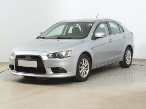 Mitsubishi Lancer - 2015