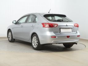 Mitsubishi Lancer - 2015