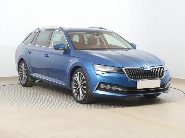 Škoda Superb 2021