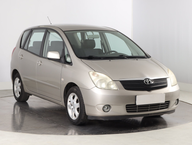 Toyota Corolla Verso 2003