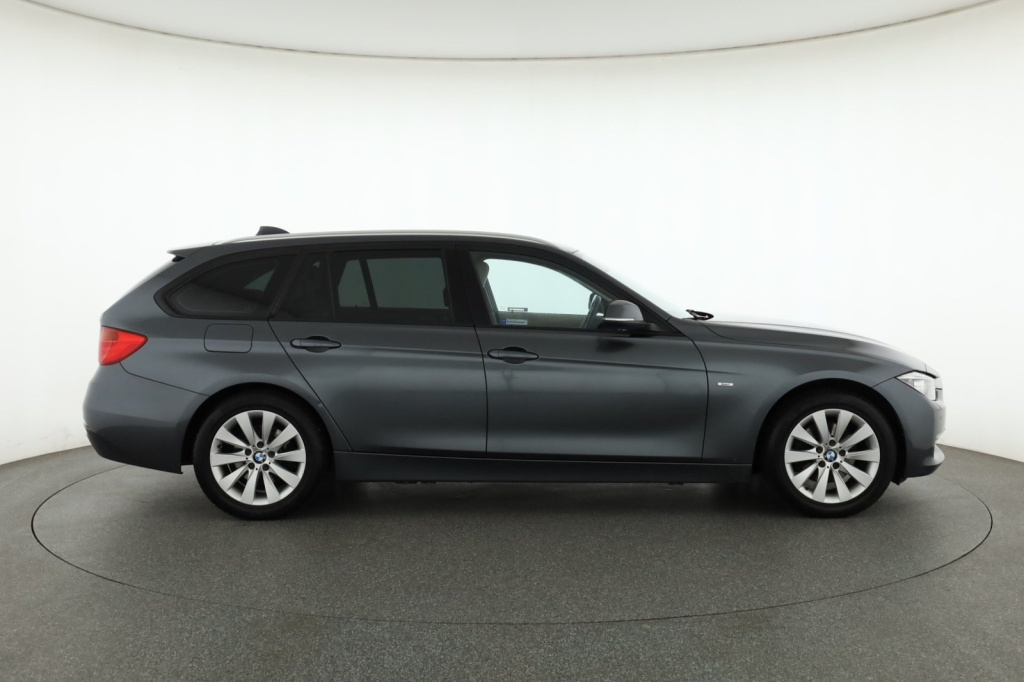 BMW 3