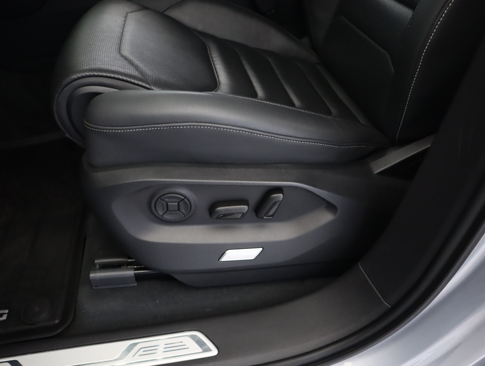 Volkswagen Touareg - 2019