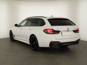 BMW 5 - 2021