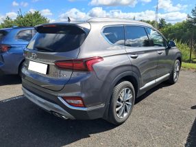 Hyundai Santa Fe - 2020