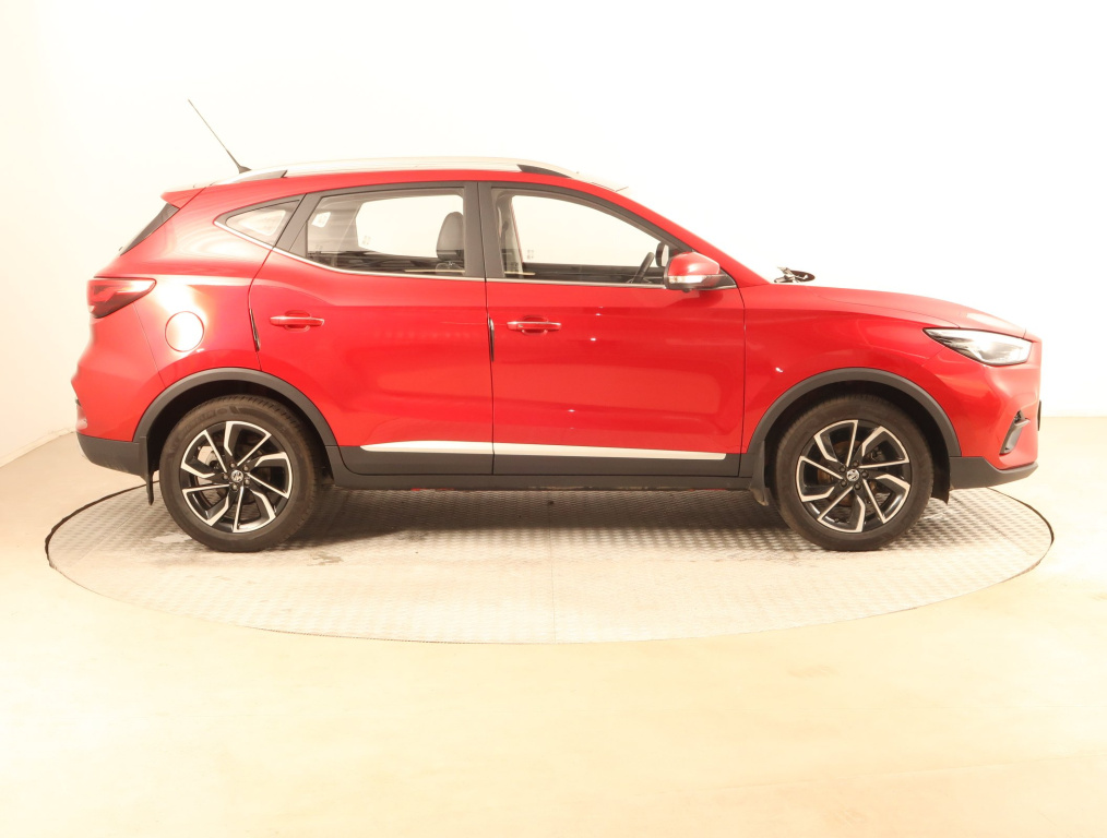 MG ZS SUV