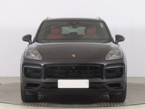 Porsche Cayenne - 2019
