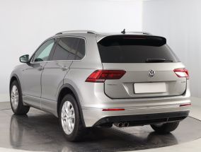 Volkswagen Tiguan - 2018