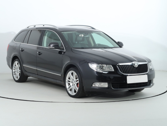Škoda Superb 2011