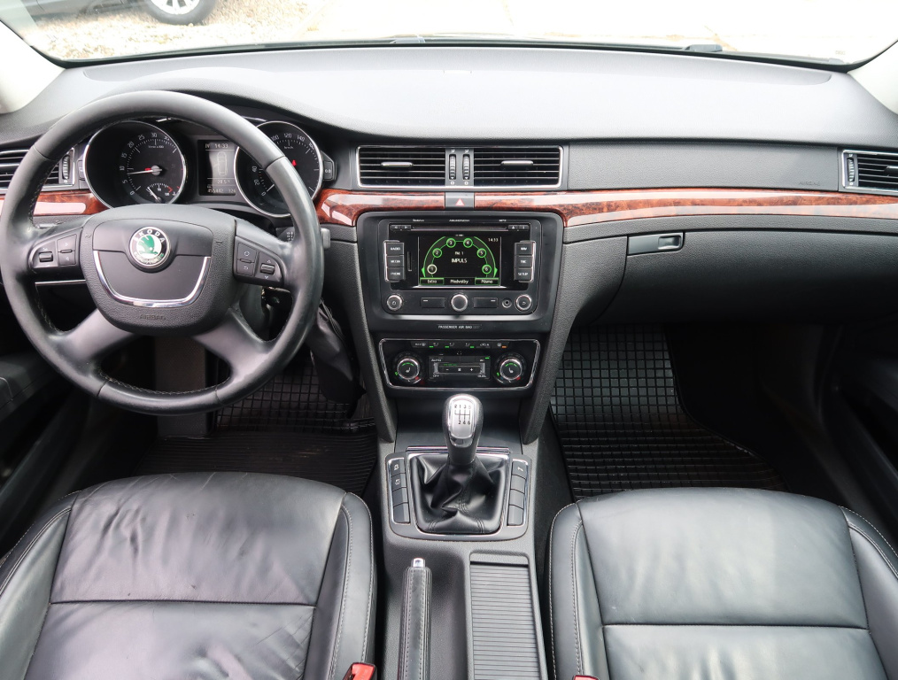 Škoda Superb