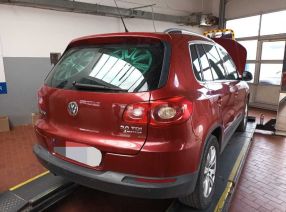 Volkswagen Tiguan - 2010