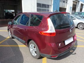 Renault Grand Scenic - 2013