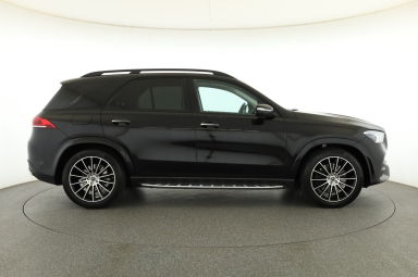 Mercedes-Benz GLE - 2021