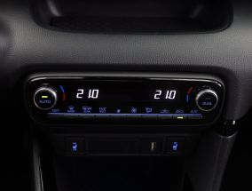 Toyota Yaris - 2021