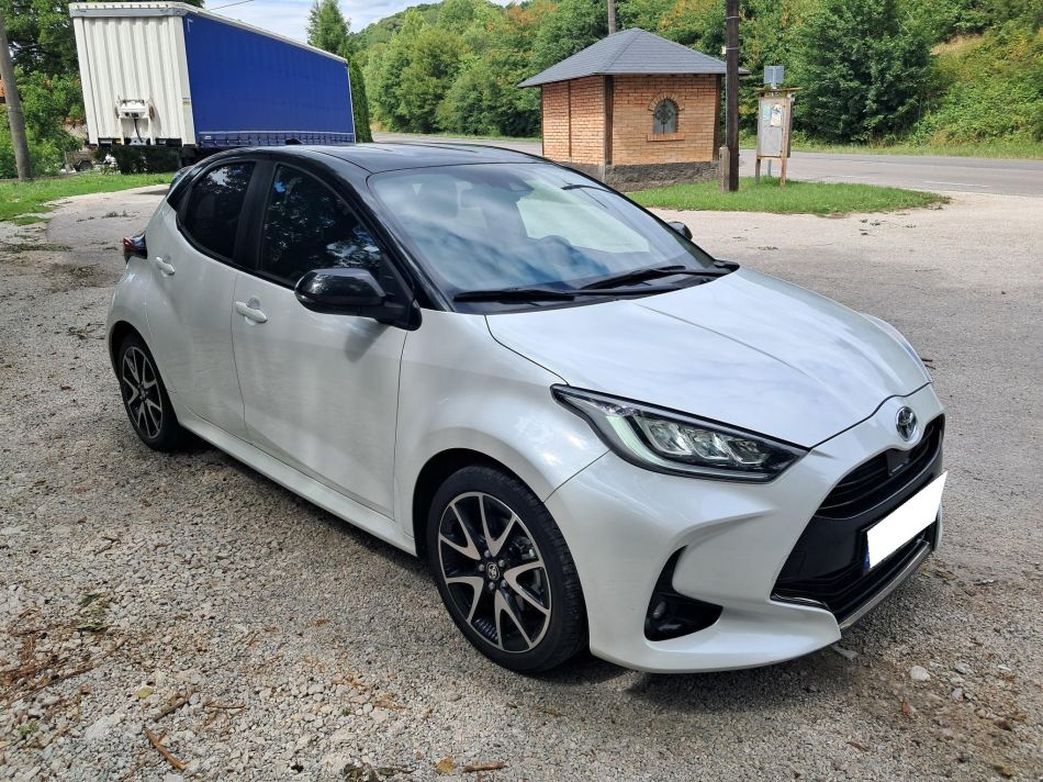Toyota Yaris - 2021