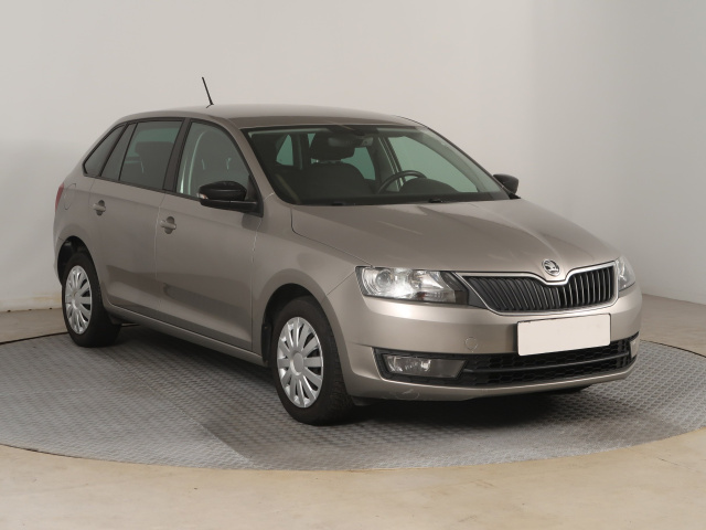 Škoda Rapid Spaceback 2015