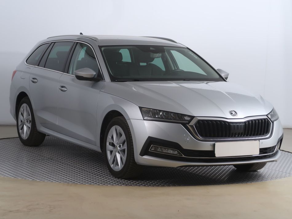 Škoda Octavia - 2022