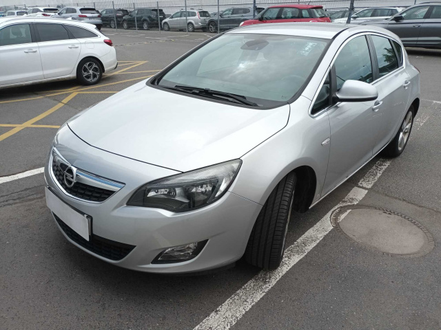 Opel Astra 2013